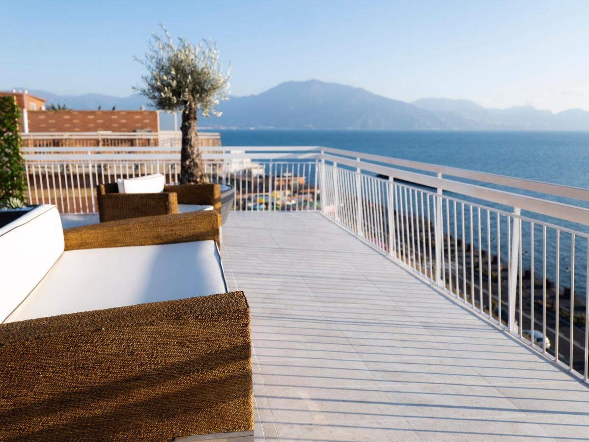 Апартаменти Thomas Sea View Торре-дель-Греко Екстер'єр фото