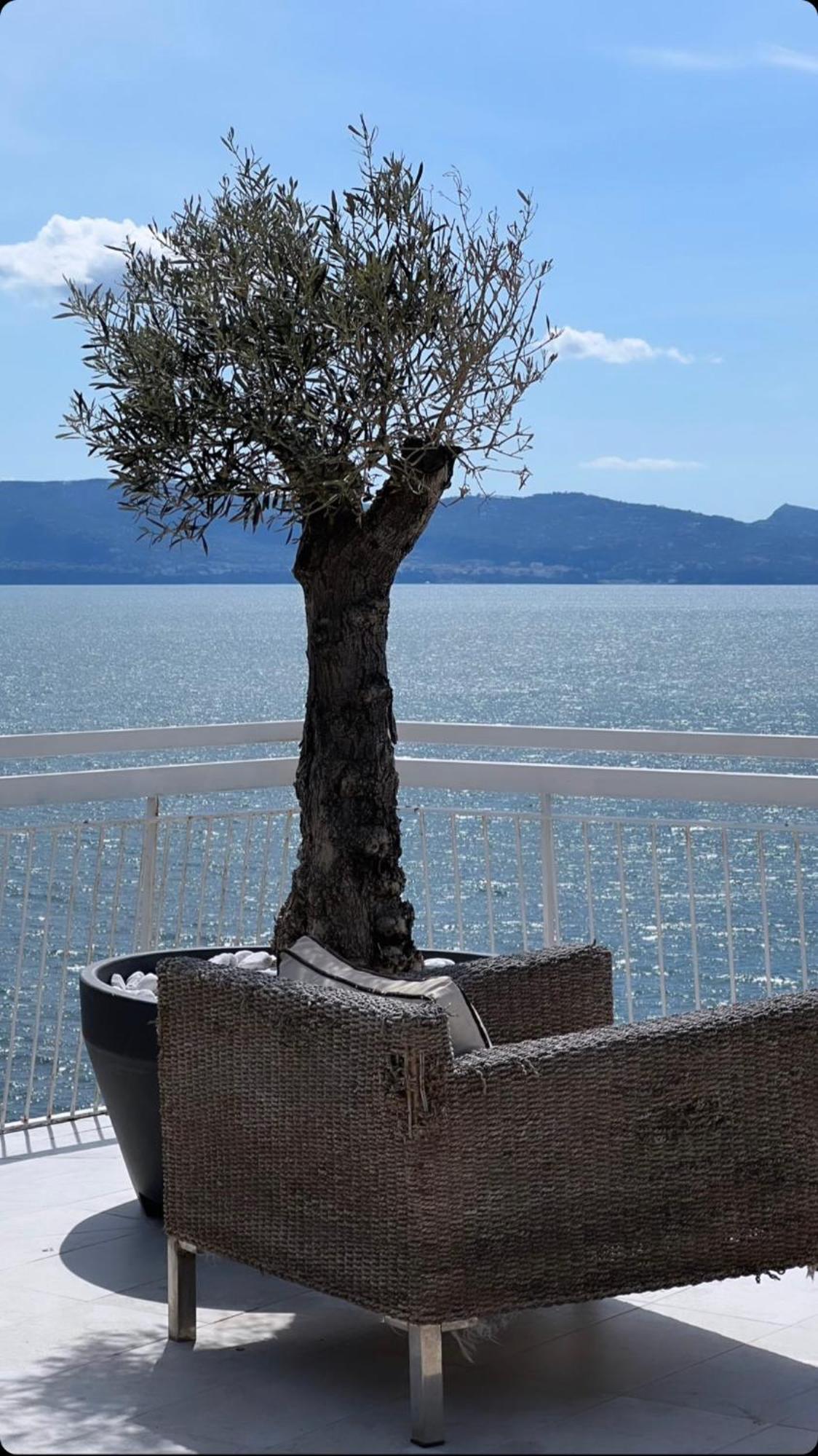 Апартаменти Thomas Sea View Торре-дель-Греко Екстер'єр фото