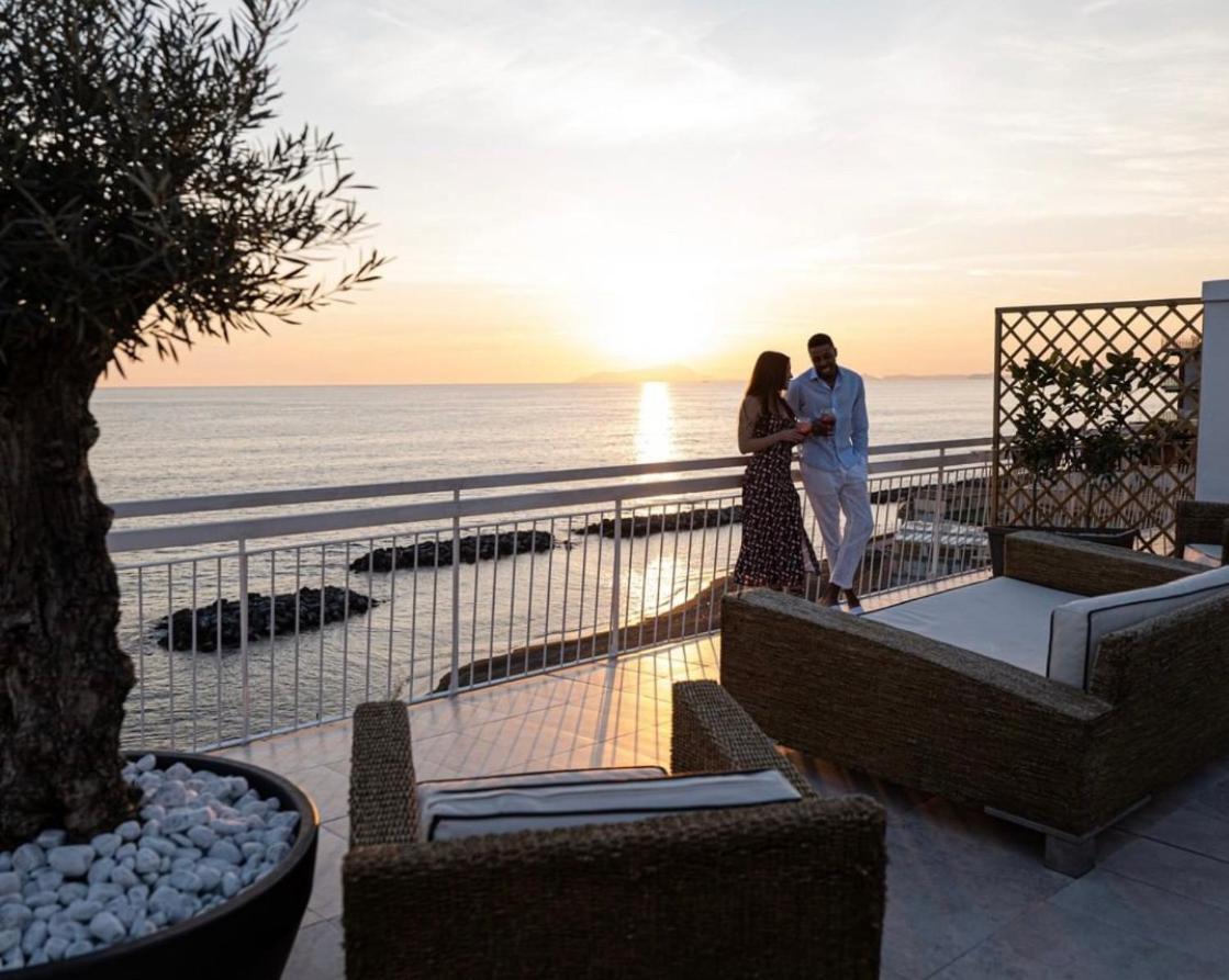 Апартаменти Thomas Sea View Торре-дель-Греко Екстер'єр фото